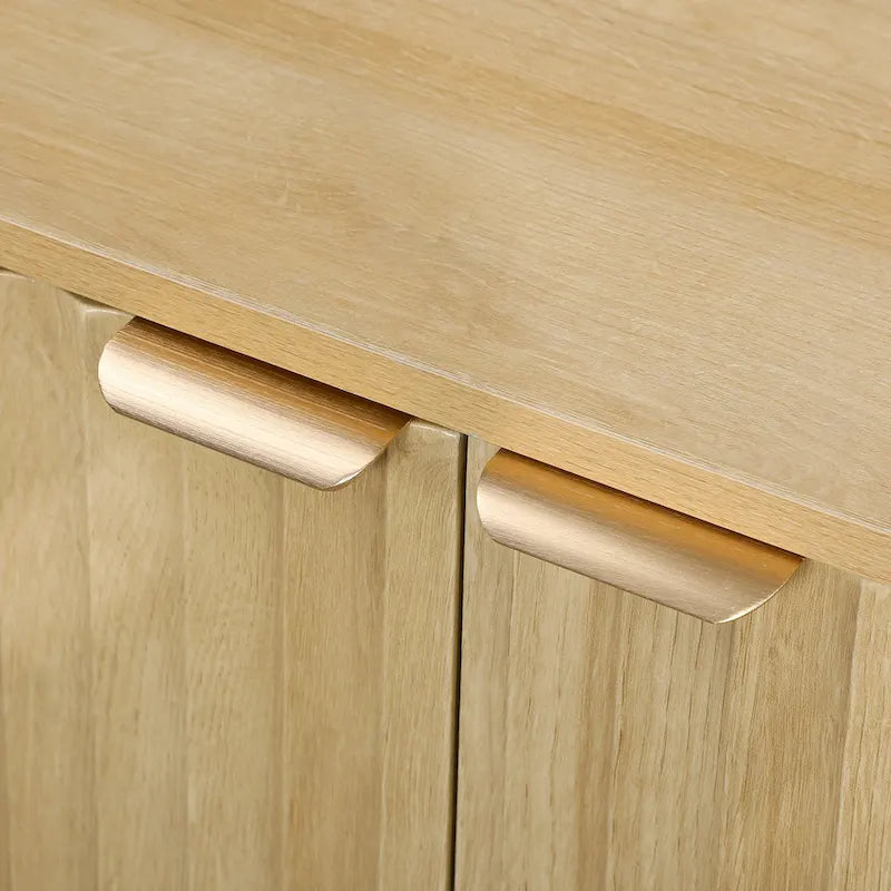 Buffet bahut cannelé de 55 pouces avec poignées dorées et 5 pieds en bois