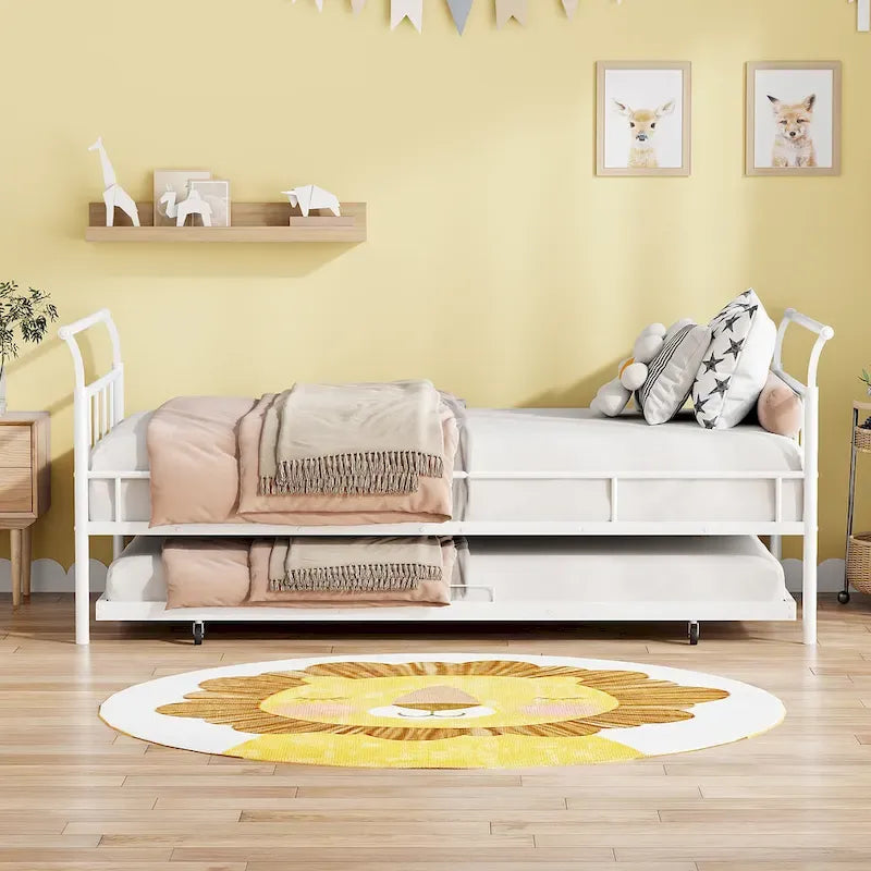 Lit de repos en métal avec tête de lit en forme de maison et lit gigogne coulissant
